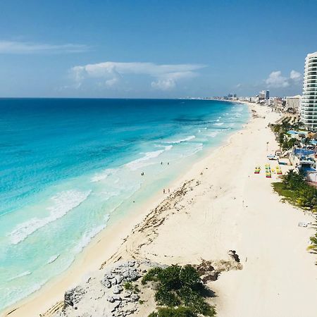 2 Story Oceanfront Penthouses On Cancun Beach! ภายนอก รูปภาพ