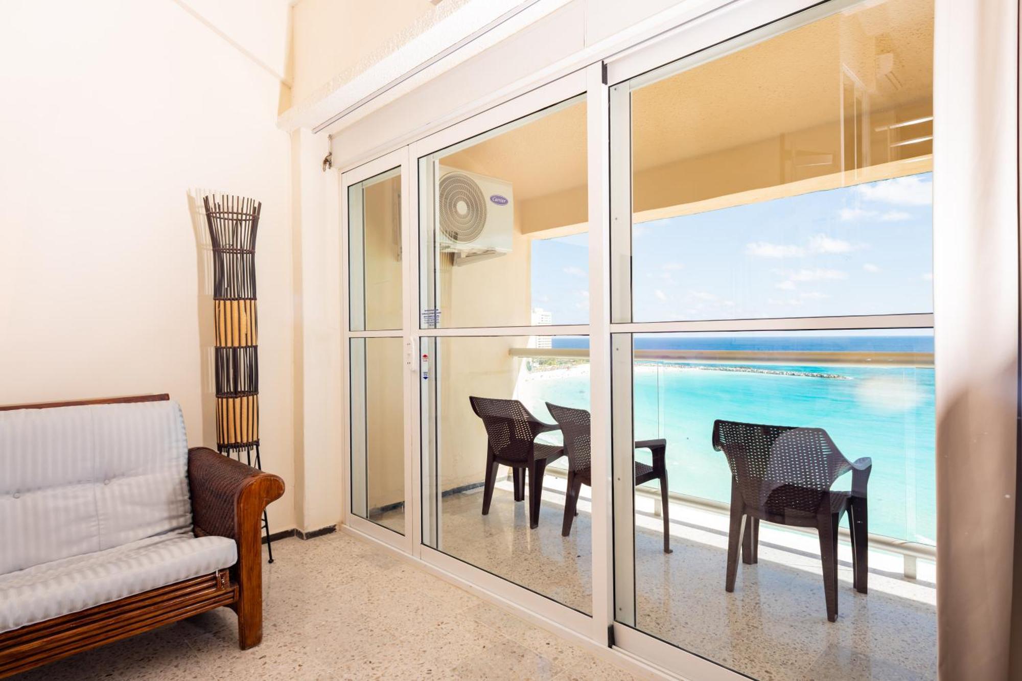 2 Story Oceanfront Penthouses On Cancun Beach! ภายนอก รูปภาพ