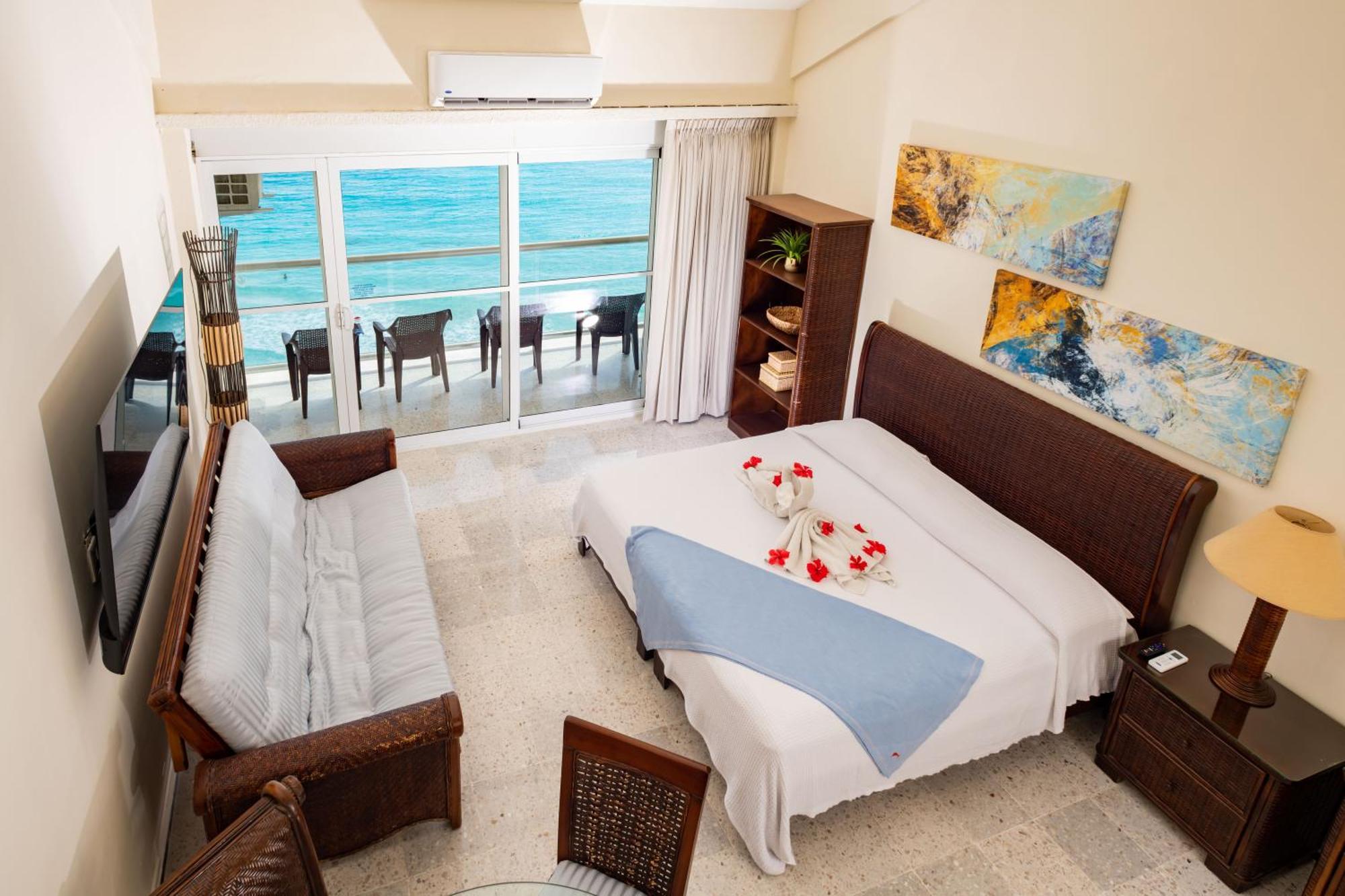2 Story Oceanfront Penthouses On Cancun Beach! ภายนอก รูปภาพ