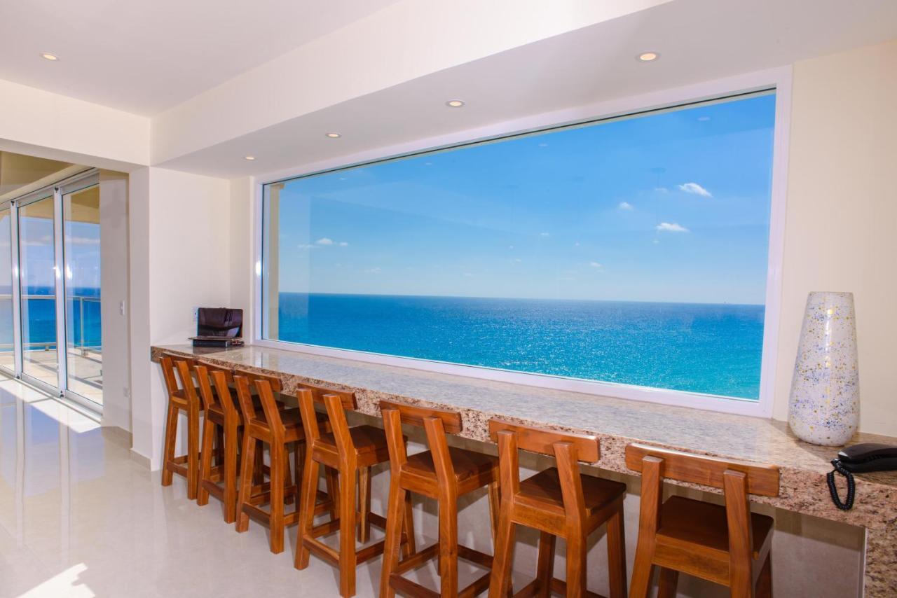2 Story Oceanfront Penthouses On Cancun Beach! ภายนอก รูปภาพ